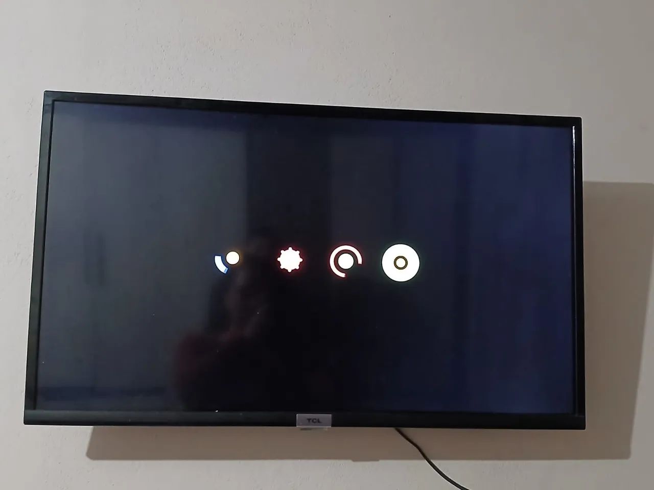 Tv tcl para retirada de peças  - Foto 2