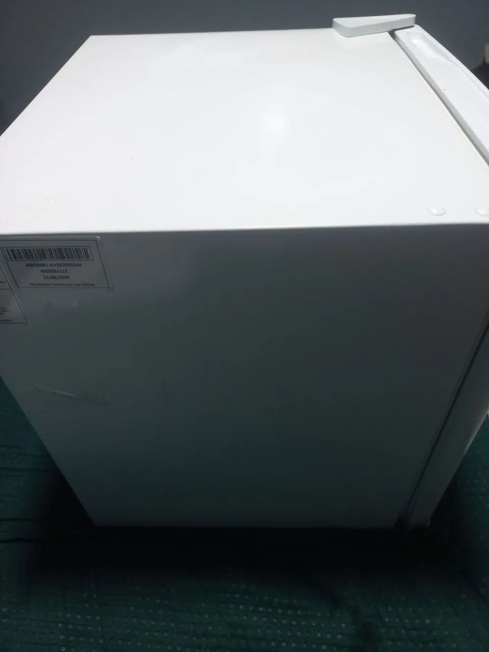 Frigobar Midea 45litros gelando perfeitamente - Foto 3