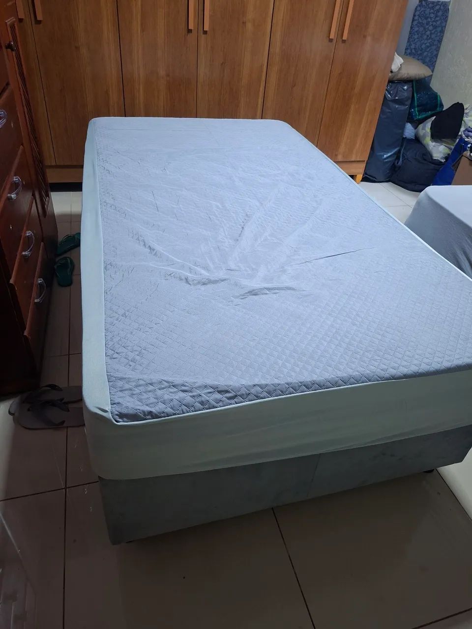 Vendo  ama solteirão 