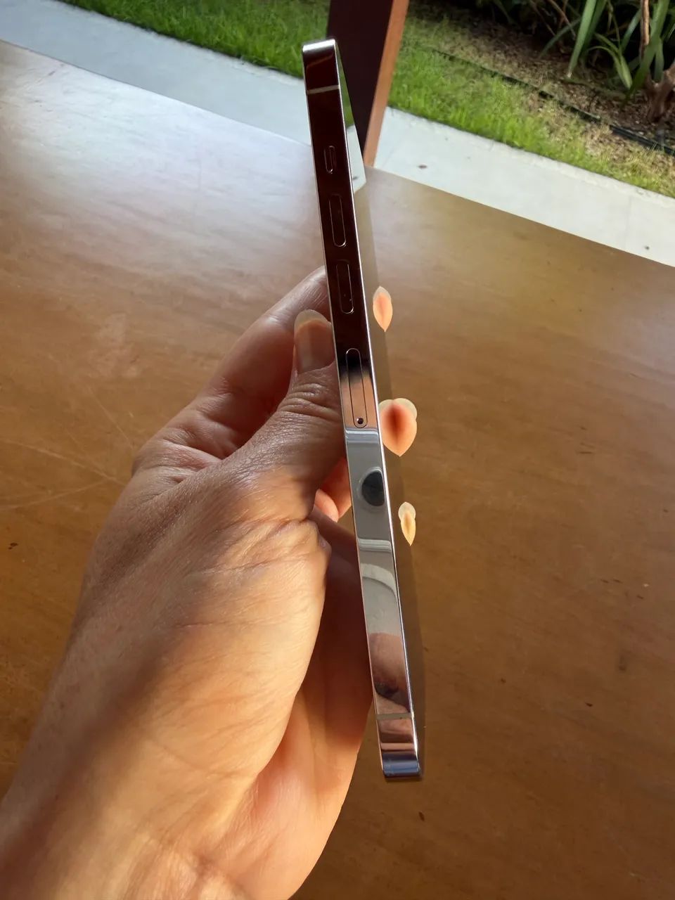 Iphone 13 Pro Max com carregador e caixa - Foto 4