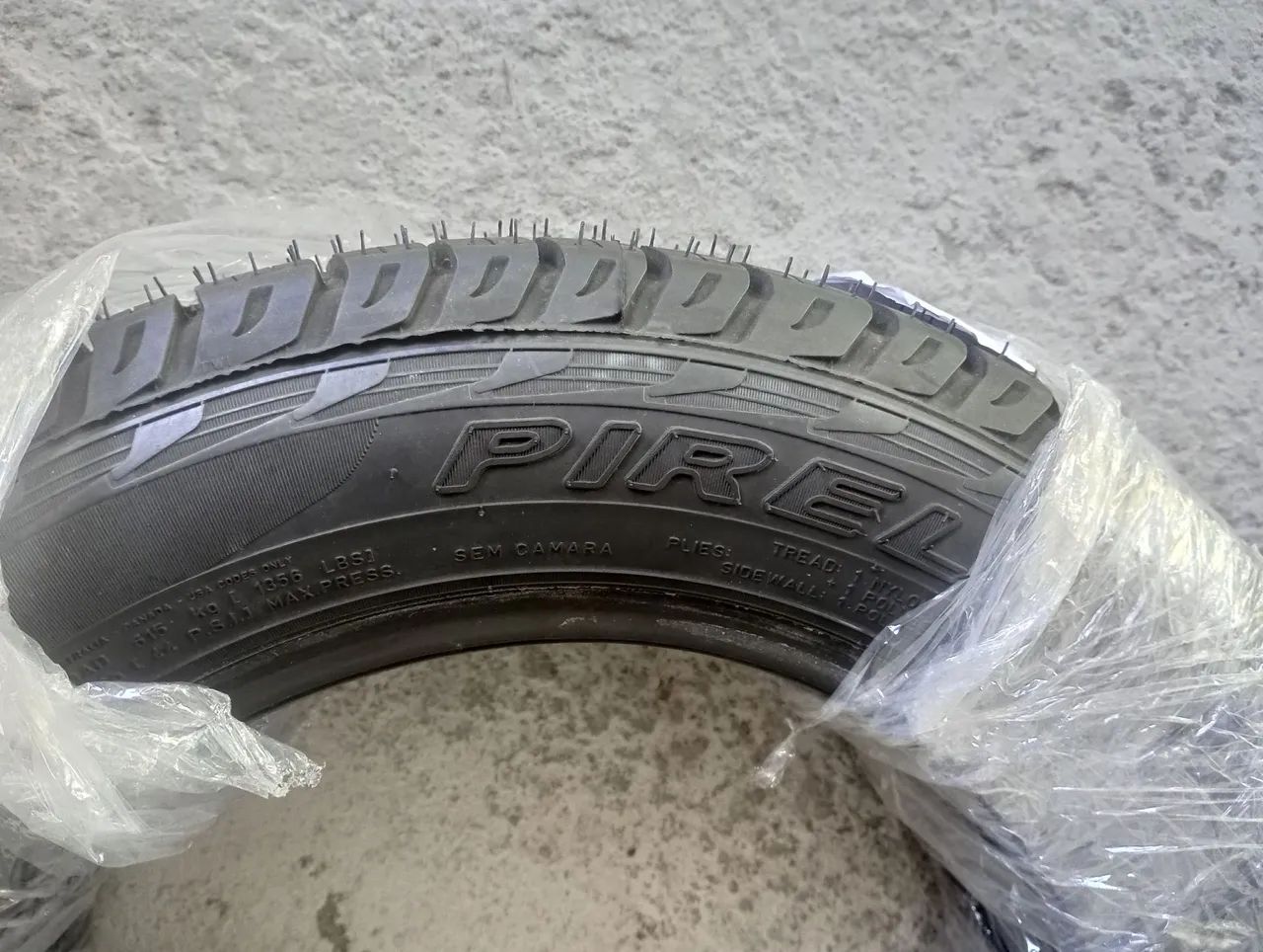 Pneu Pirelli Scorpions 205/60 aro 15 - Peças para carros, vans e