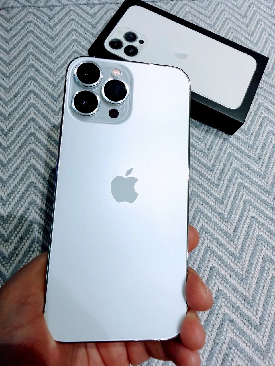 iPhone 13 Pro Max 256gb com nota fiscal - Celulares e Smartphones