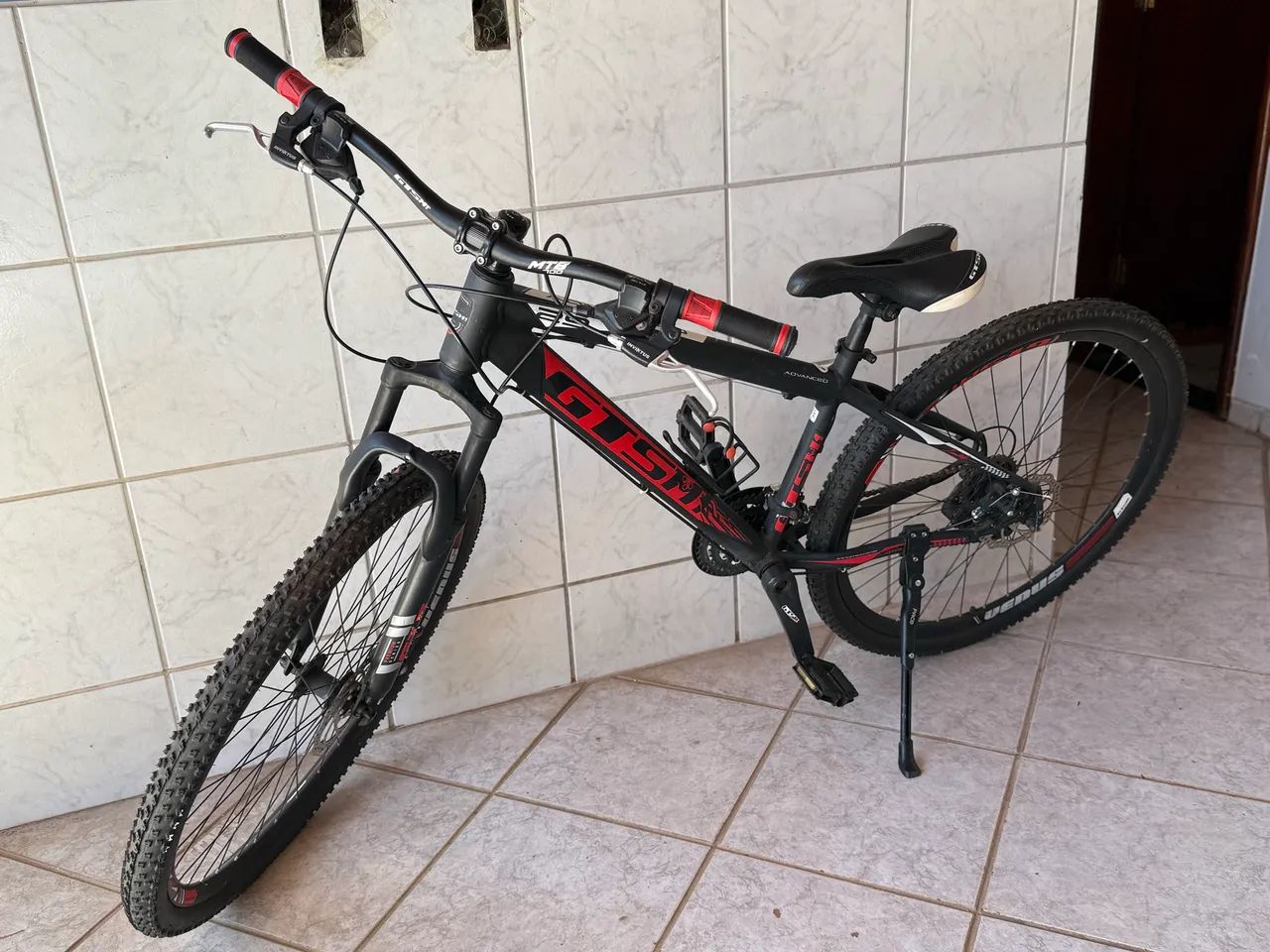 Vendo Bicicleta GTSM1 Aro 29  - Foto 3