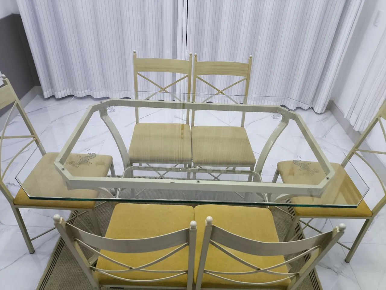 Mesa de Jantar de Ferro com Tampo de Vidro + 6 Cadeiras - Foto 3
