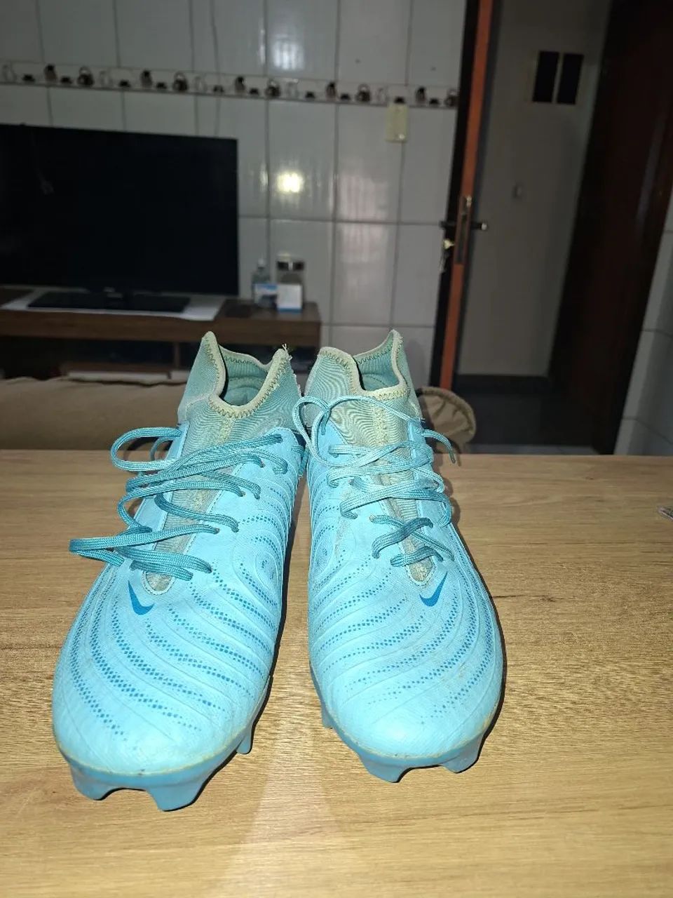 Chuteira de Campo Nike Phantom Luna ACADEMY - Calçados Esportivos