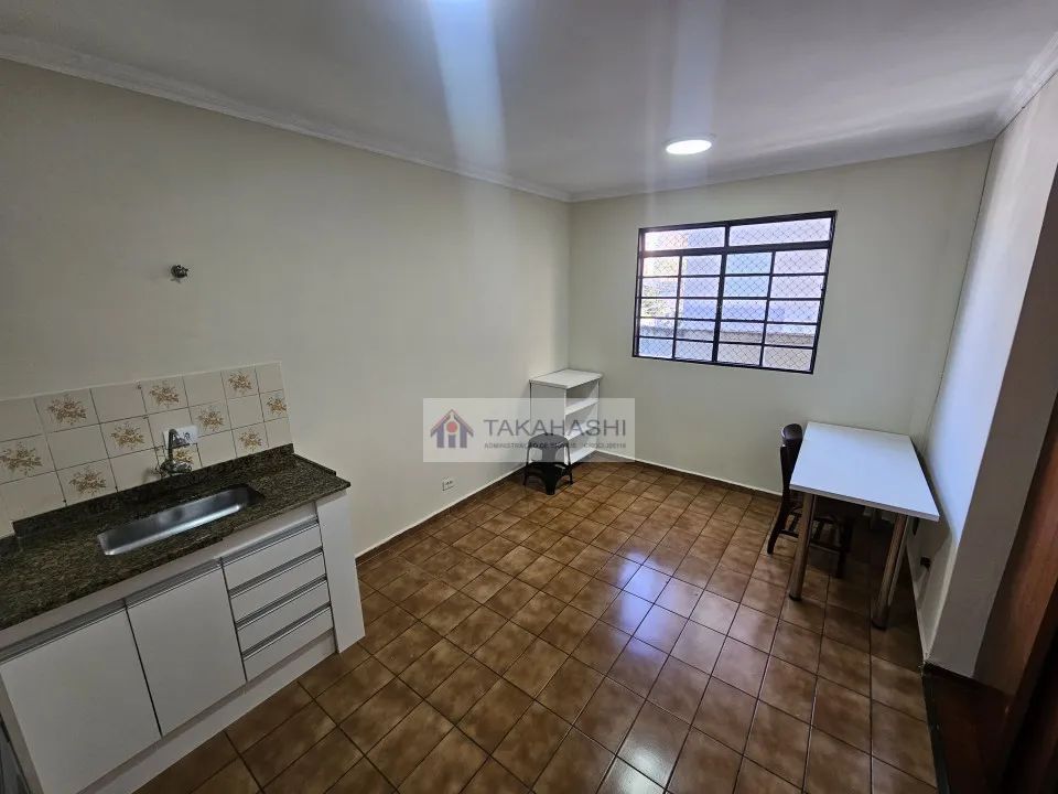 KITNET PARA LOCAÇÃO ED LATELIER (COM GARAGEM)