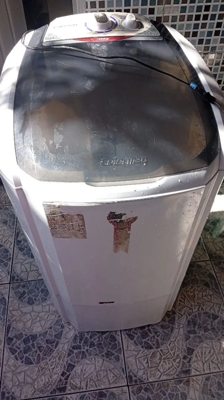 Tanquinho de lavar roupa 250$