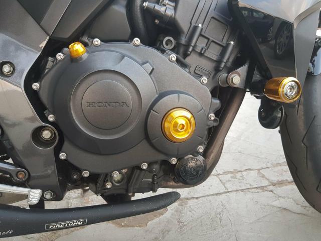 Honda CB 1000R - Foto 11