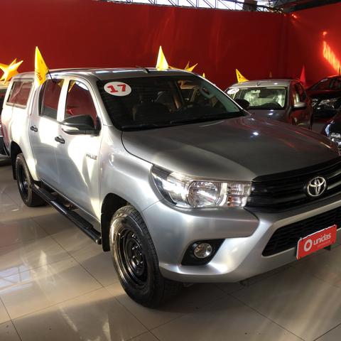 Hilux SR 4x4 diesel 2017