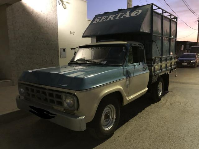 Vendo d10 a diesel com a gaiola 1984 - Foto 2