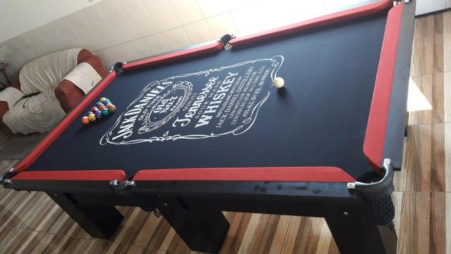 Mesa Charme Pró Oficial Tecido Preto Borda Vermelha Logo Jack Daniels Mod WUSN8228 - Foto 3