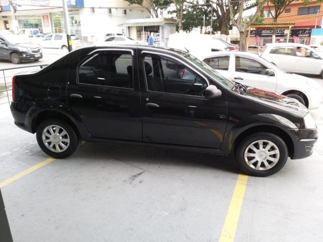 Renault Logan 1.0 Authentique 16V Flex 4Portas Manual 2010/2011 - Foto 8