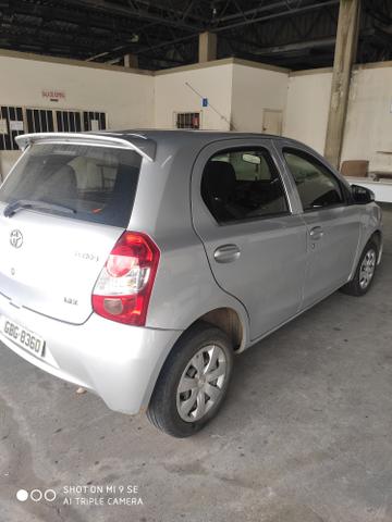 Vendo ou troco por carro menor valor! - Foto 6
