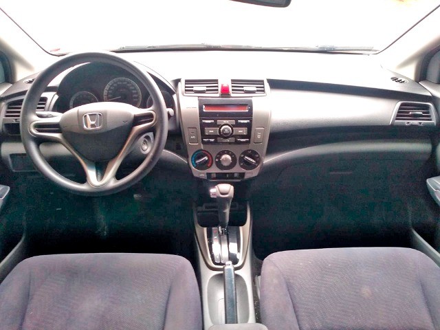 Honda City LX 1.5 16V (flex) (aut.) 2013 - Foto 8