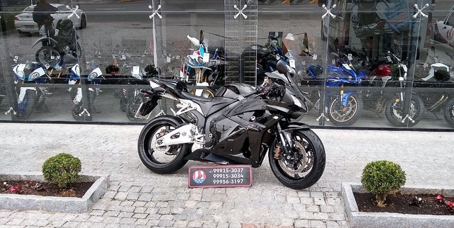 HONDA CBR 600RR 2011