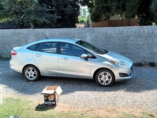 NEW FIESTA SEDÃ AUTOMATICO 2015