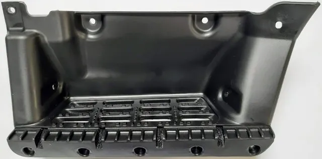 Linha Foton - Degrau da Porta Lado Esq. - L0845015035A0