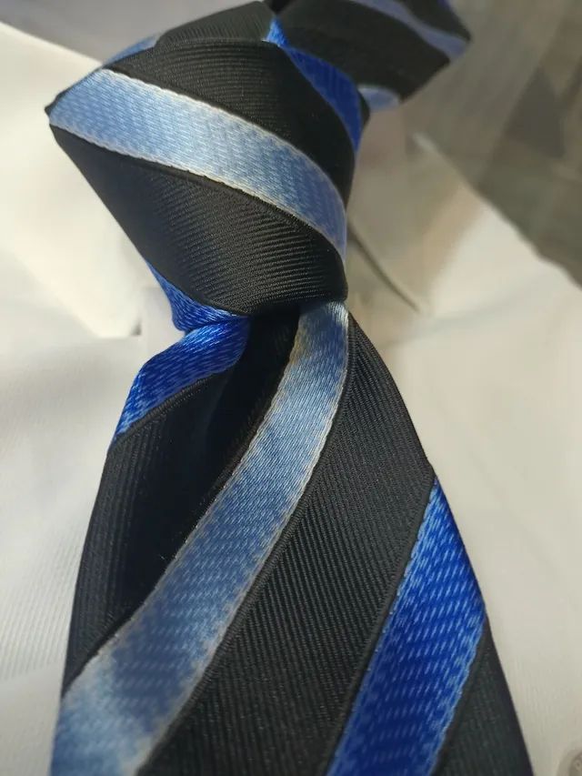 Gravata listrada semi slim nova coleção contato só pelo whatsapp leia o anúncio  - Foto 3