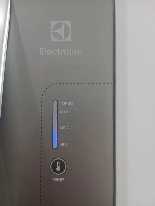 Geladeira Eletrolux Branca em ótimo estado - Foto 4
