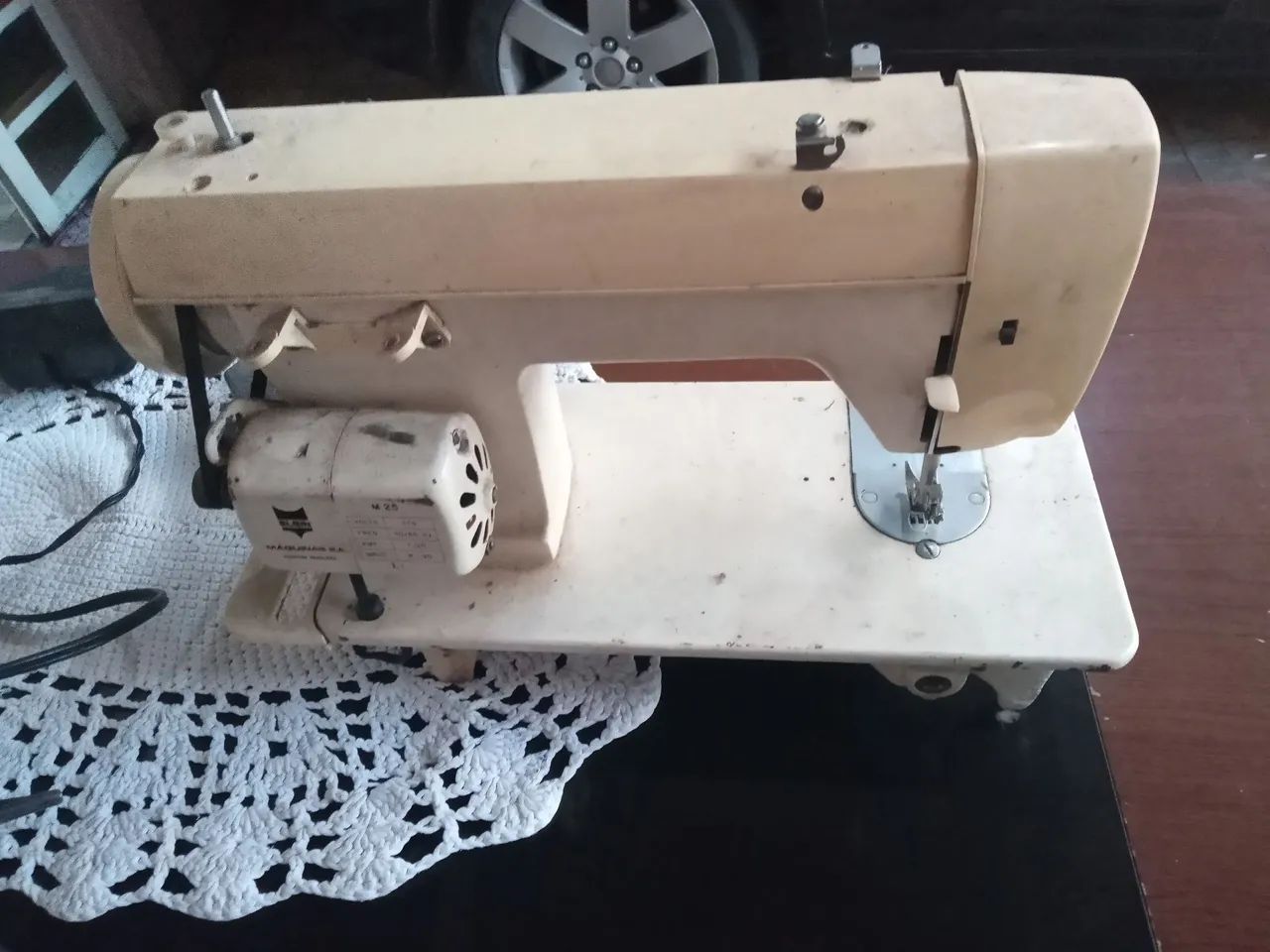 2 Máquina de custura boa 