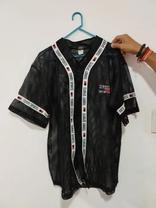 CAMISA TOMMY HILFIGER - Sport - tamanho L (large) - Foto 4