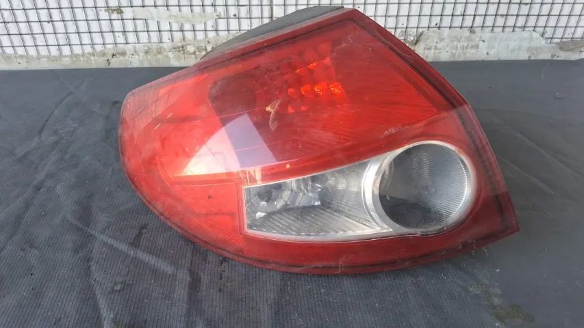 Lanterna L E . Ford Ka 08/12