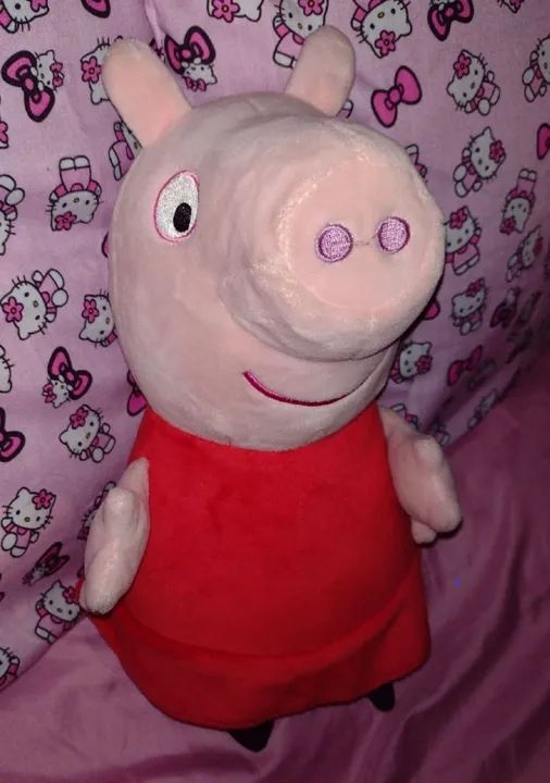 Pelúcia Peppa Pig  *fala*
