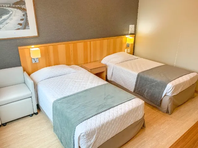 Suite 100% privativa na Barra da Tijuca - Mediterraneo Flat Barra
