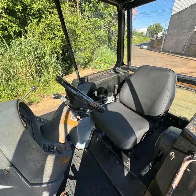 TRATOR VALTRA 1780  - Foto 4