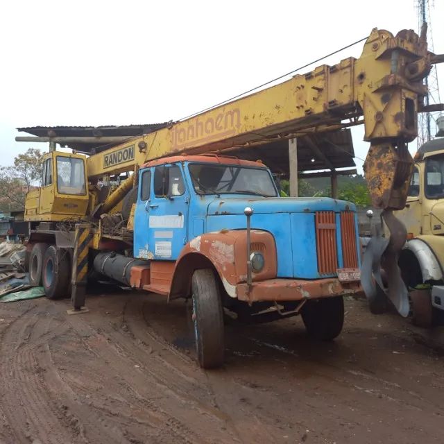 guindaste  randon modelo RK 20 para 18 tons sobre chassis scania - Foto 3