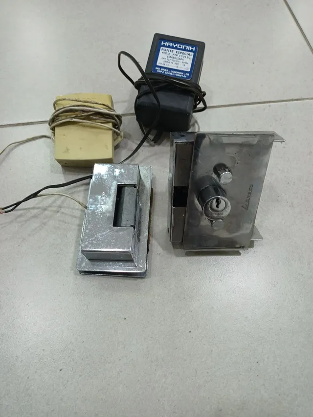 Fechadura eletrônica