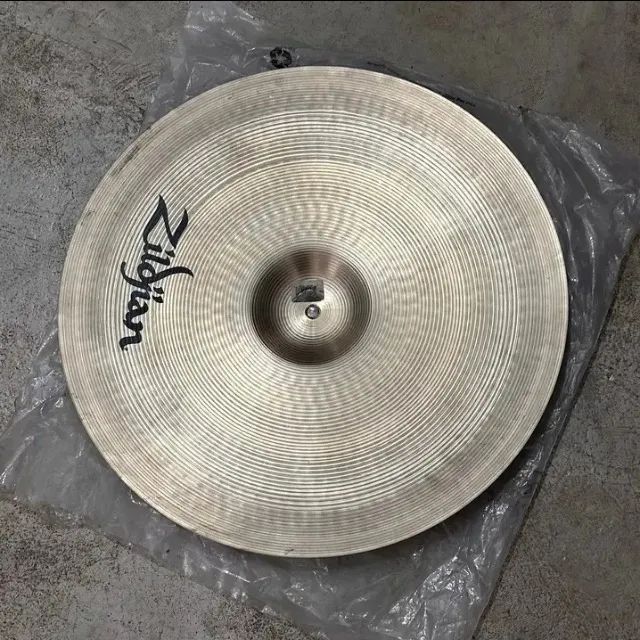 Zildjian A Medium Ride 22" - Foto 3