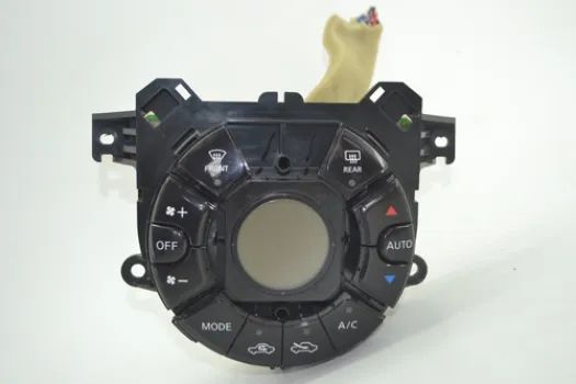 Comando Ar Condicionado Nissan Versa Sl 2017 Original