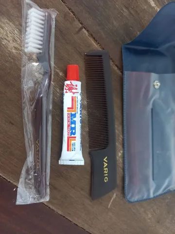 Varig Estojo com Pente e Escova de Dentes - Foto 2