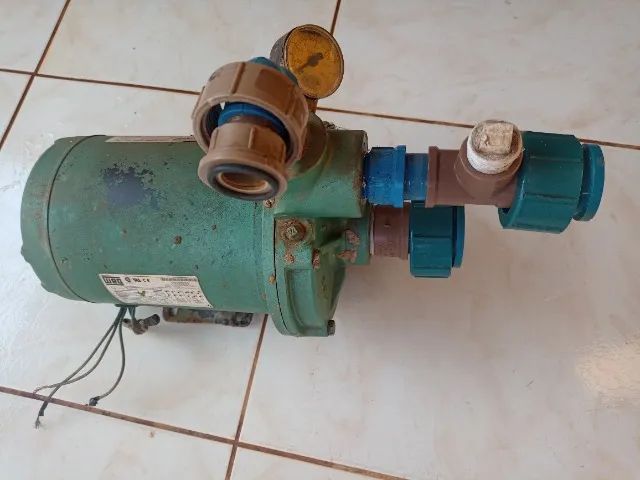 Bomba d'água WEG