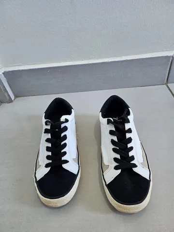 Tênis Zara em couro e camurça