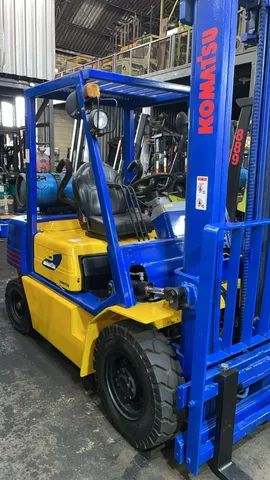 Empilhadeira GLP Komatsu, FG 25, capacidade 2.500Kg - Foto 2