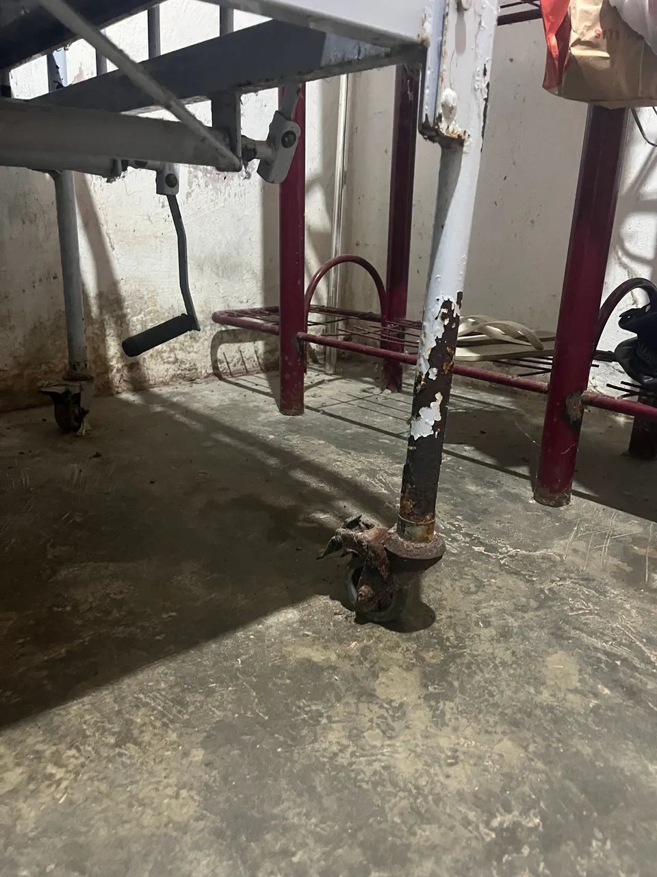 Cama hospitalar com o colchão  - Foto 5