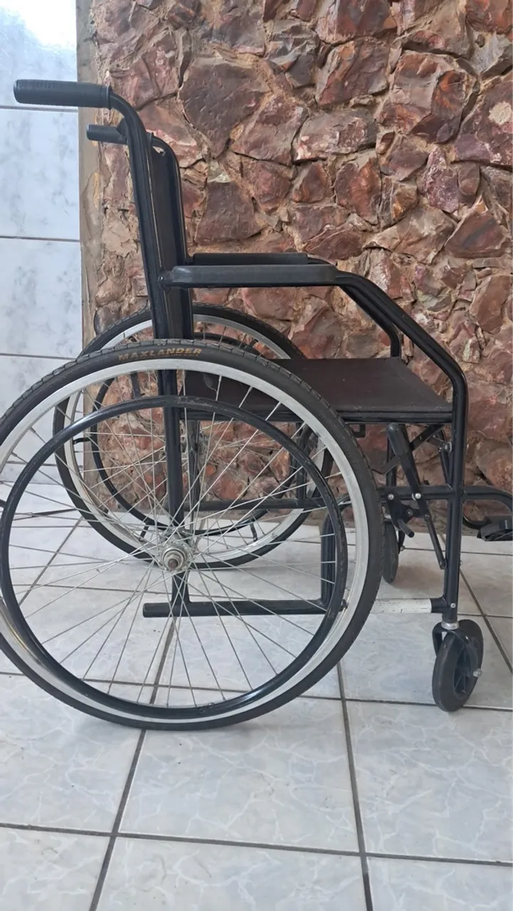 Cadeira de Rodas