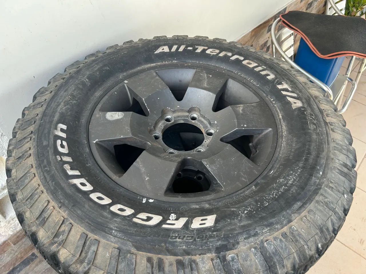 Jogo de rodas com Pneus  - Foto 4