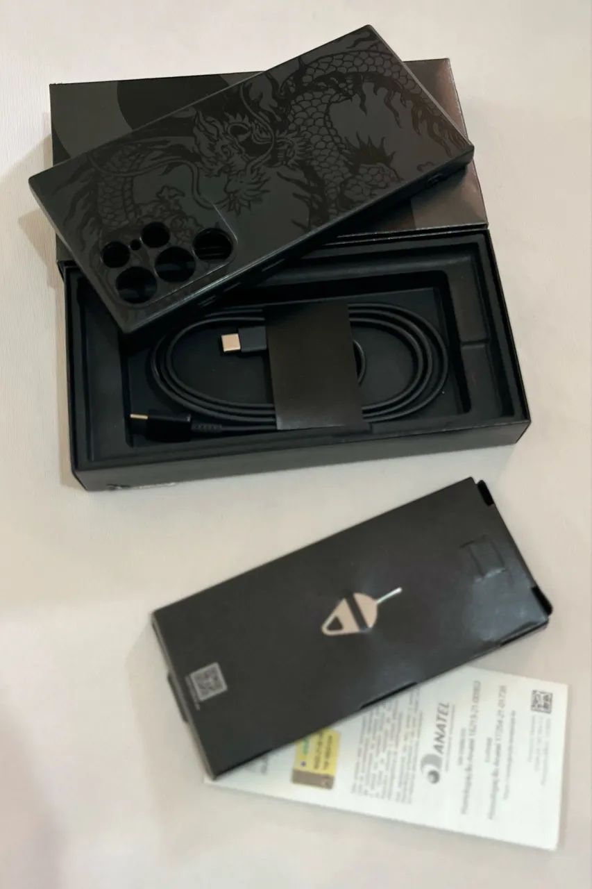 Samsung Galaxy S22 Ultra 256GB Preto - Impecável com Nota Fiscal