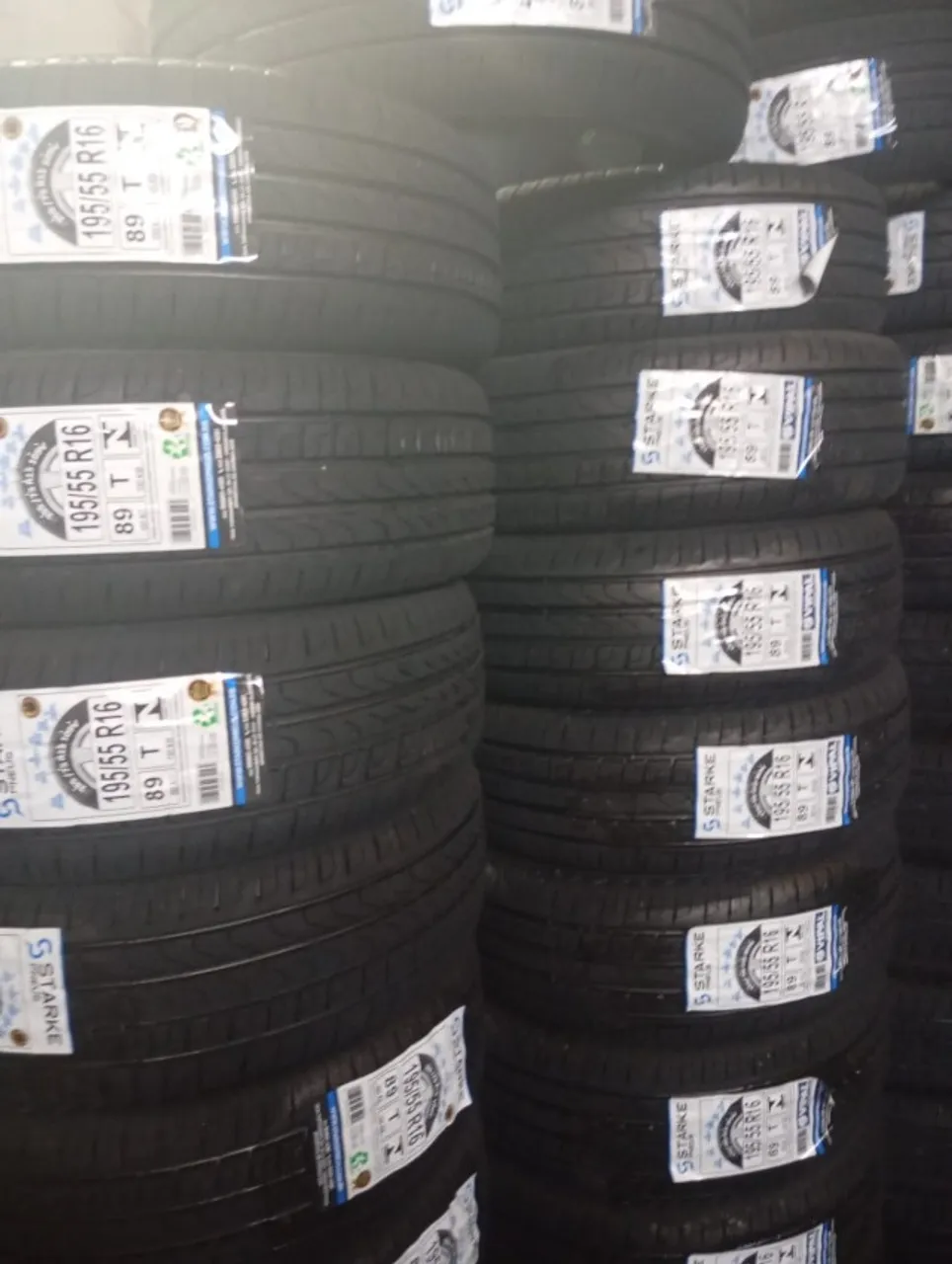 RL tem o pneu remold que voce? precisa na?o fique de fora, aro 16 195/55 240,00