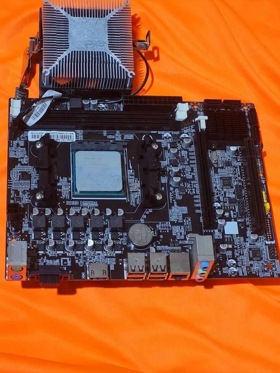 Placa Mãe TGT AB8-01 /ProcessadorAMD A6-7480/COOLER