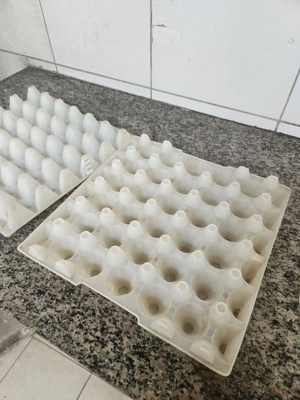 Porta Ovos de Plástico Resistente - Para Restaurantes e Cozinhas - Foto 4