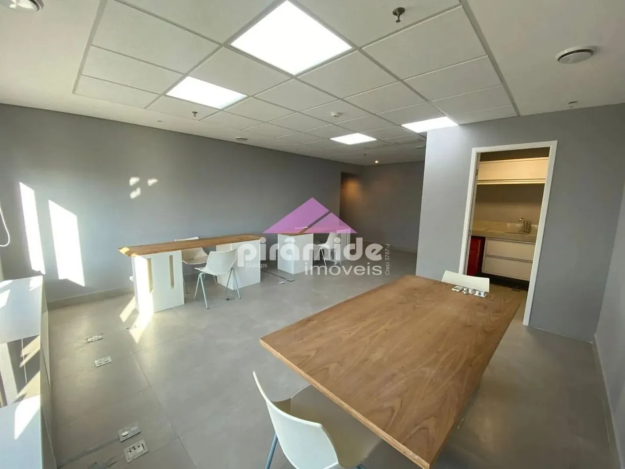 Sala para alugar, 43 m² por R$ 3.625,26/mês - Jardim Aquarius - São José dos Campos/SP