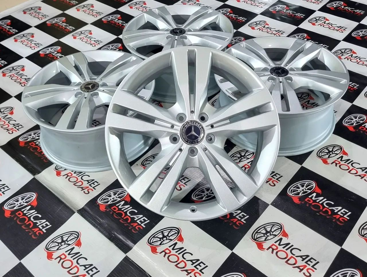 Jogo de rodas 19" Mercedes SLK e ml350 Originais 5x112 + Pintura Nova  - Foto 4