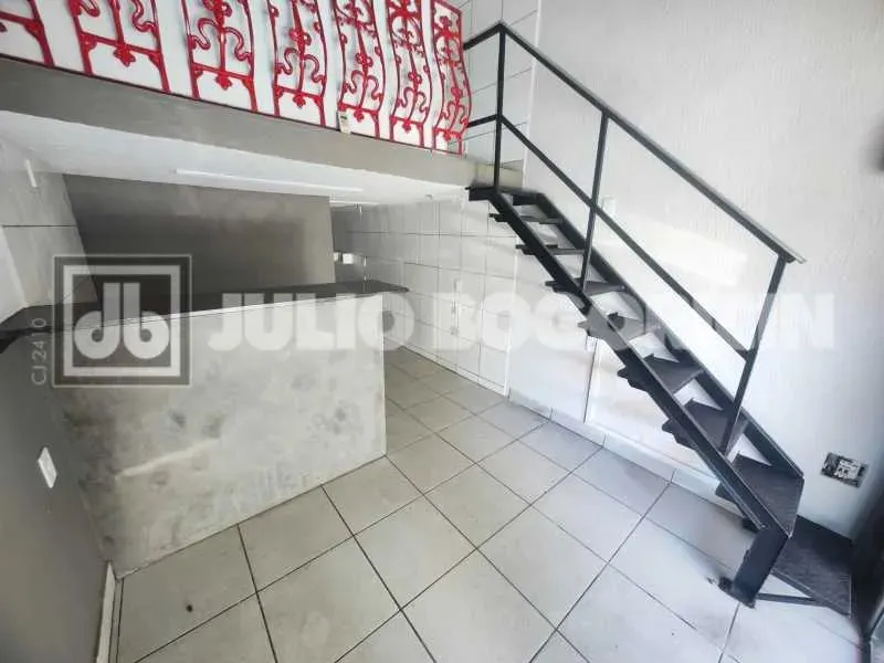 Ilha do Governador - Ribeira - ALUGUEL - Loja Comercial - Recepção - Mezanino - JBI701218