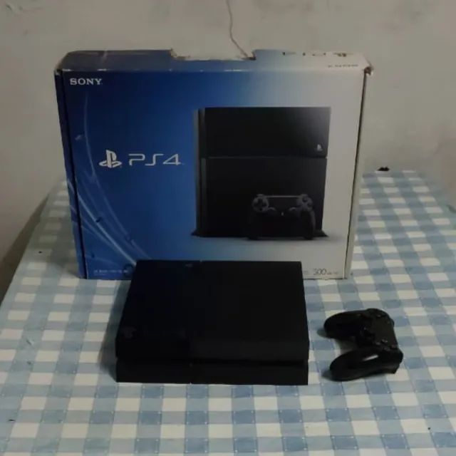 PS4 DESBLOQUEADO 500GB + Jogos Físicos e Digital (Aceito troca por