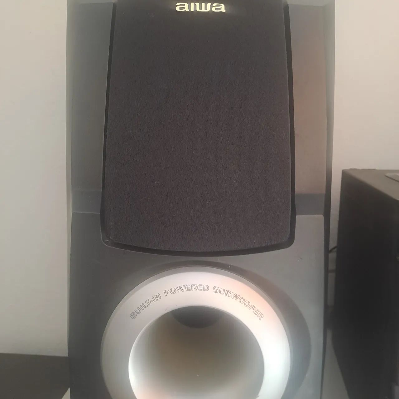 Micro sistem aiwa V50  só a central  - Foto 2