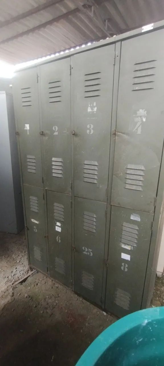 REFORÇADO! Vestiario 8 portas verde militar